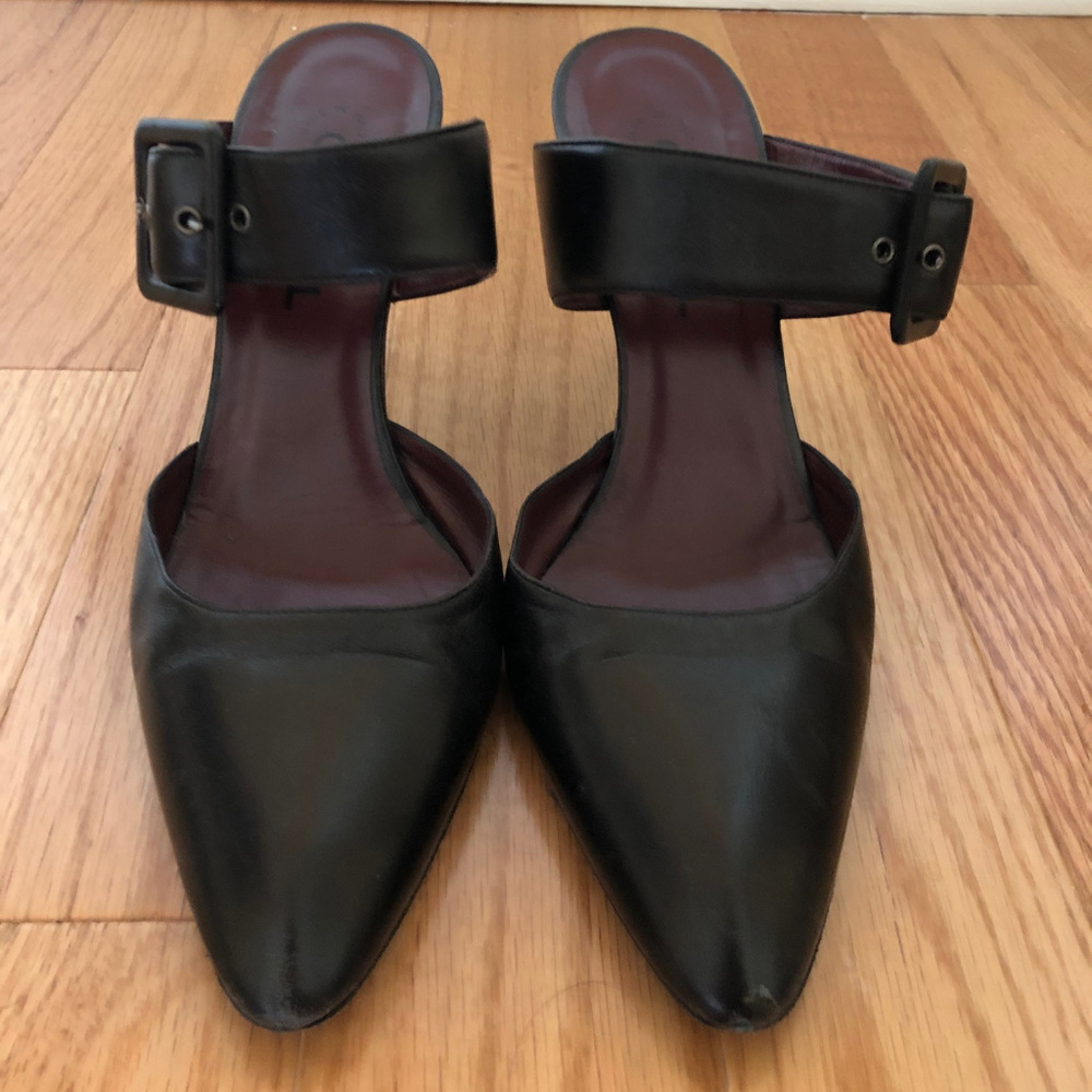 Chanel, Black/Burgundy Heels